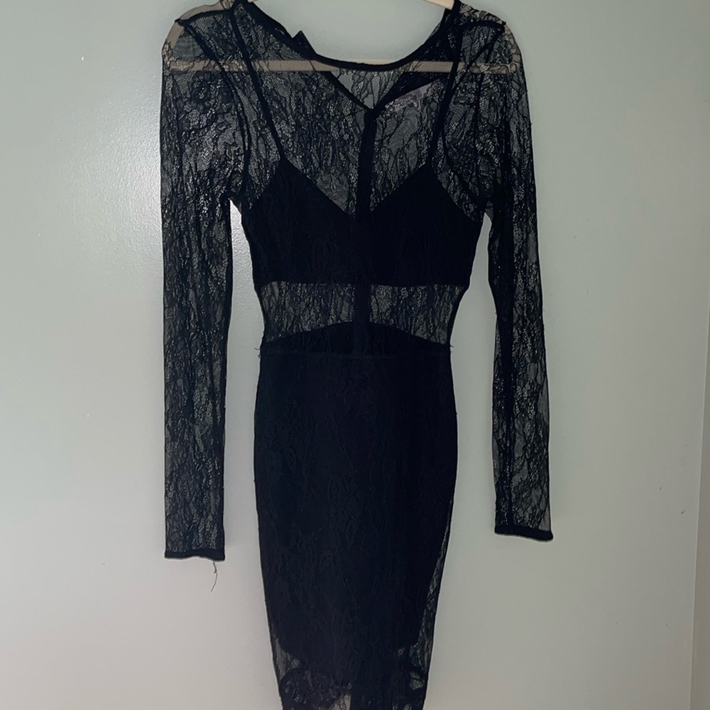 Lovers and friends back lace dress size small
